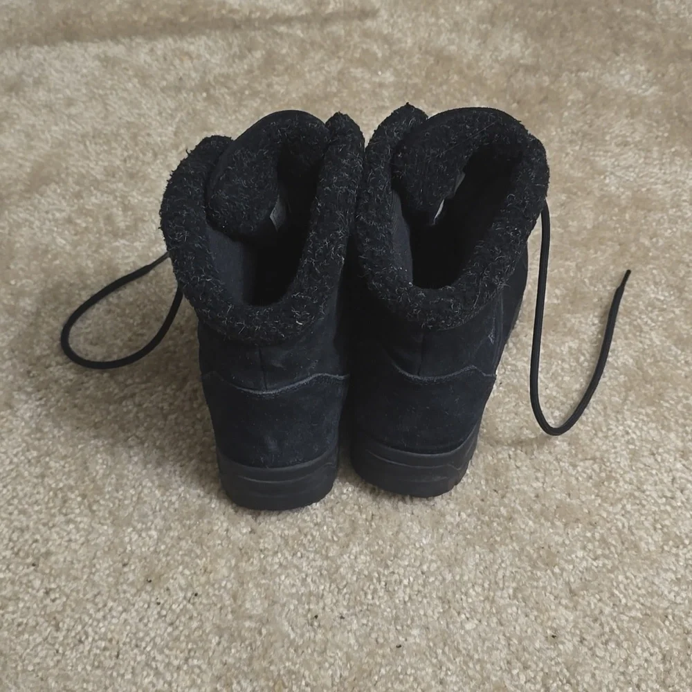 Sorel Black Suede Winter Lace-Up Boots
